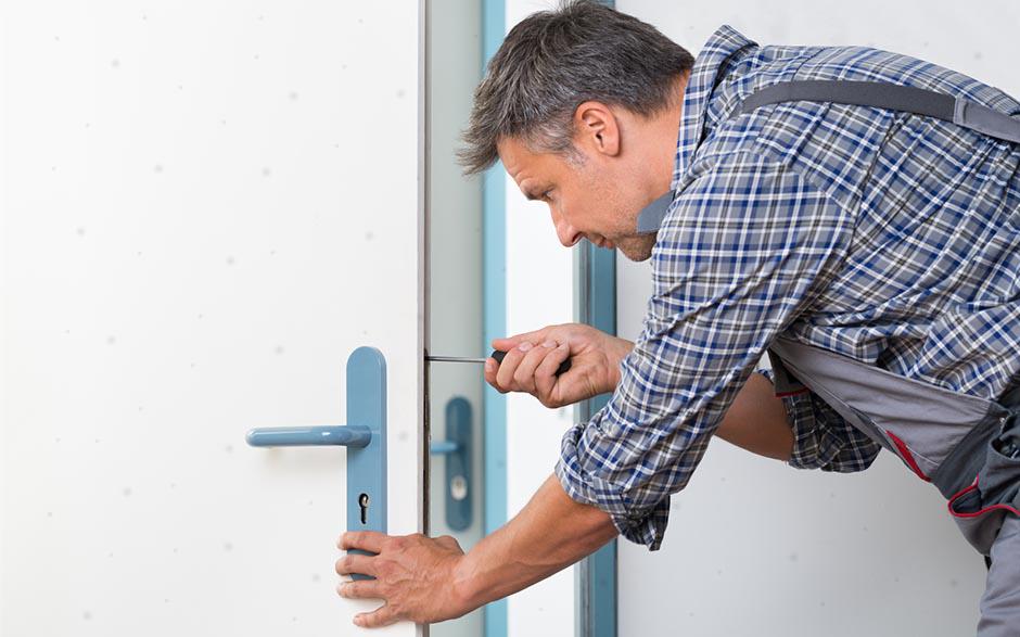 serrure porte pvc Châtillon